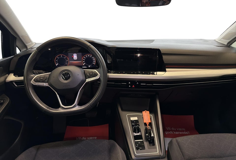 VW Golf VIII 2,0 TDi 115 Life DSG 5d