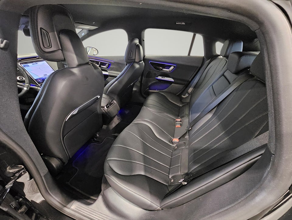 Mercedes EQE300 Electric Art 4d