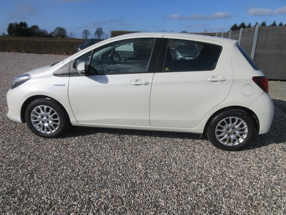 Toyota Yaris 1,5 Hybrid H2 e-CVT 5d
