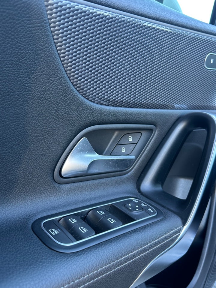 Mercedes A180 d 1,5 Advantage aut. 5d