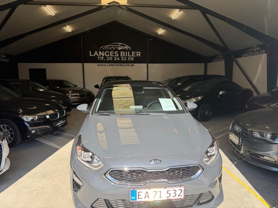 Kia Ceed 1,4 T-GDi Comfort DCT 5d