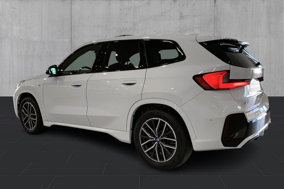 BMW iX1 xDrive30 M-Sport 5d