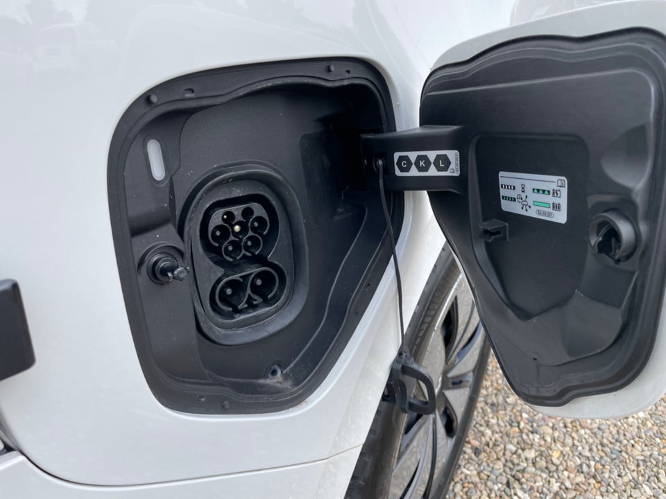 VW ID.Buzz 77 Style Van 5d