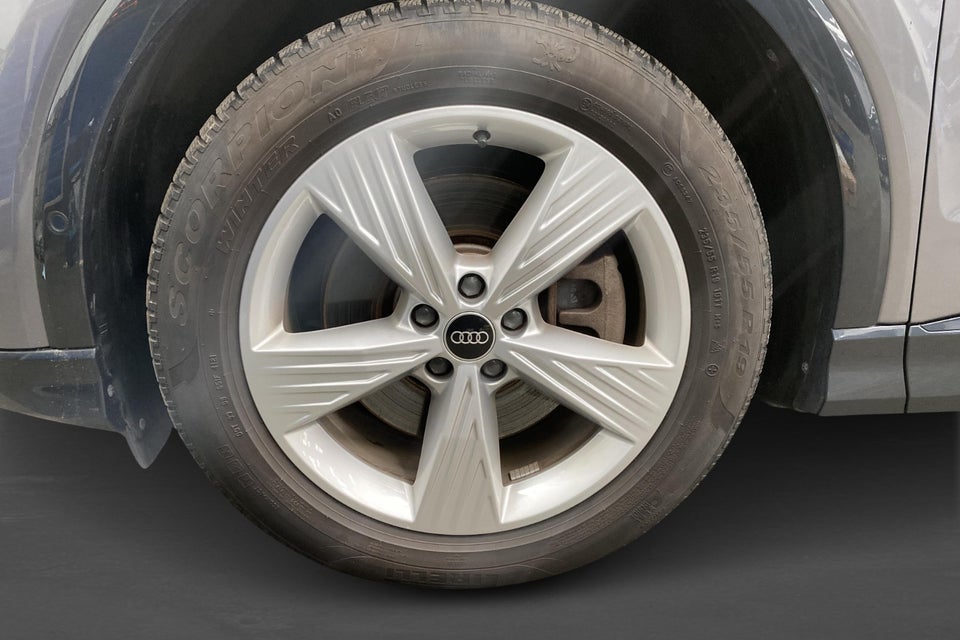 Audi Q4 e-tron 40 Attitude 5d