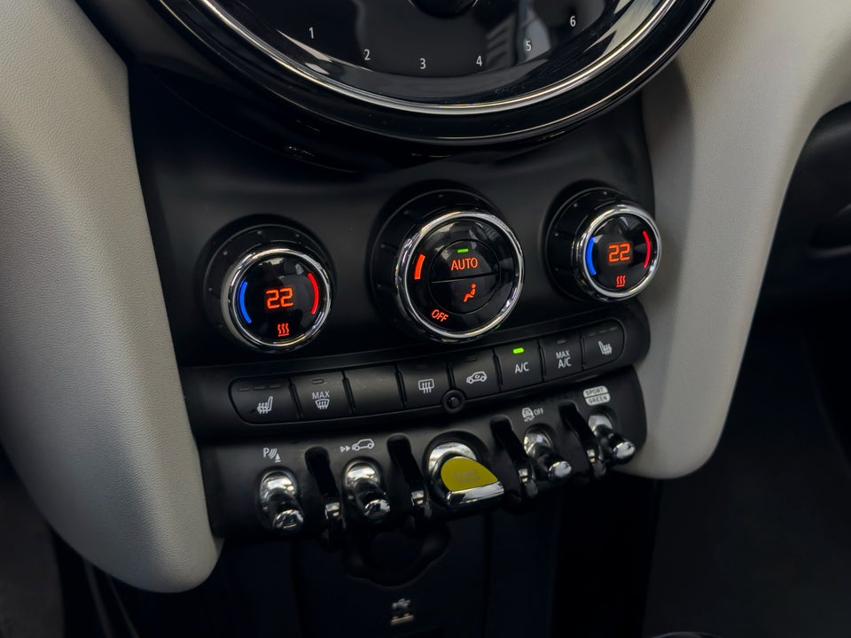 MINI Cooper SE Premium Extra 3d