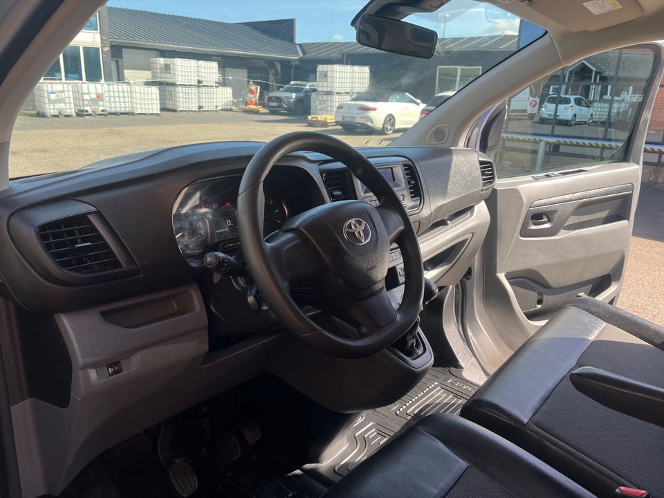 Toyota ProAce 2,0 D 120 Long Comfort 6d