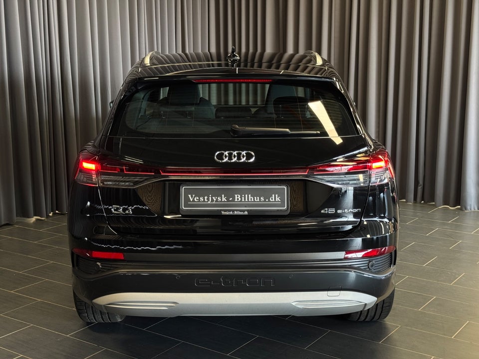 Audi Q4 e-tron 45 Progress 5d