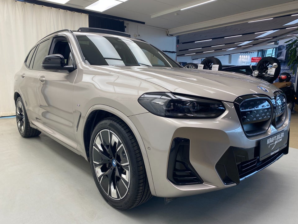 BMW iX3 Charged Plus M-Sport 5d