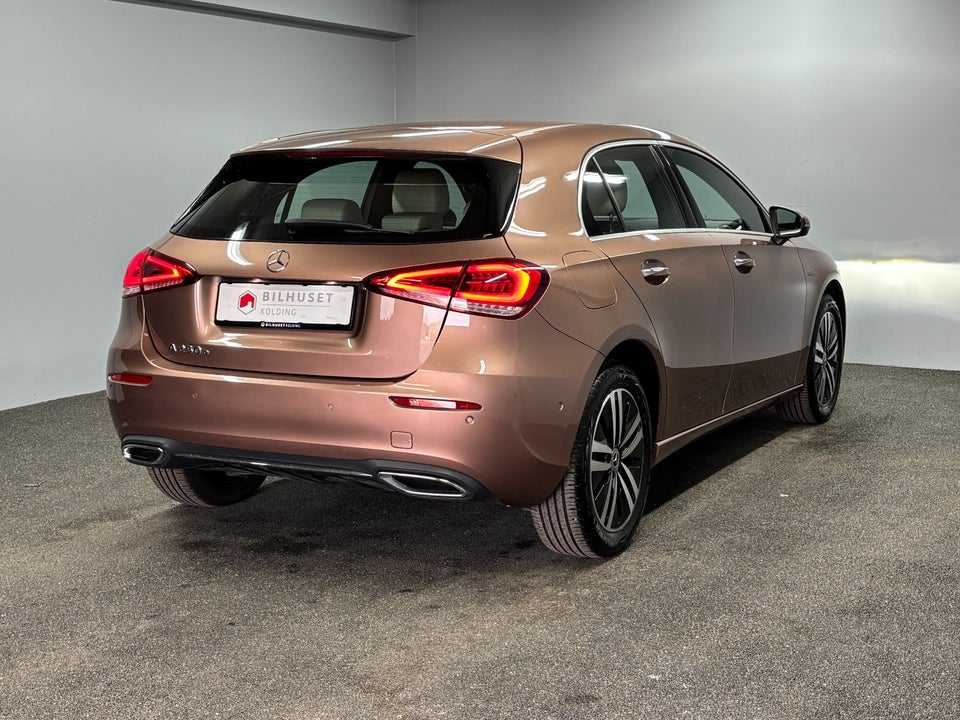 Mercedes A250 e 1,3 Progressive aut. 5d