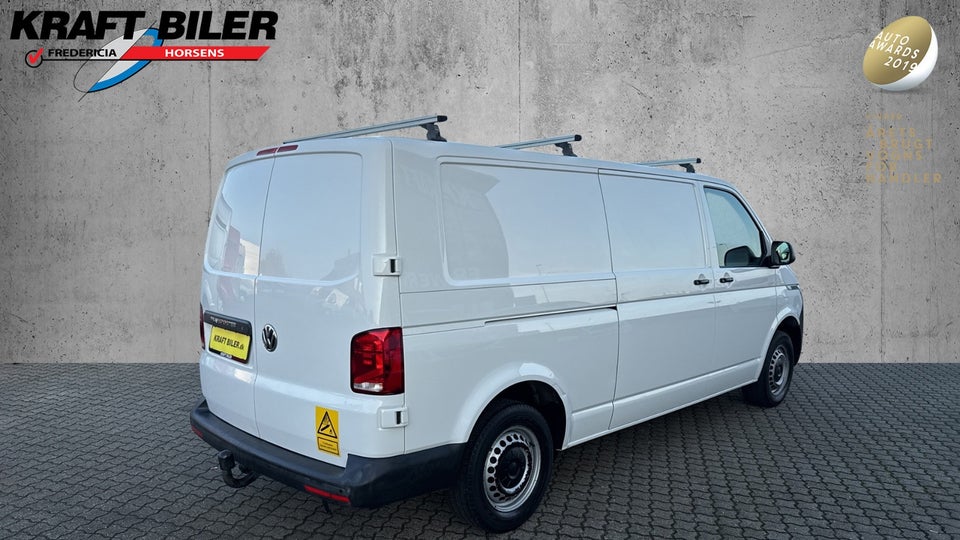 VW Transporter 2,0 TDi 110 Kassevogn lang