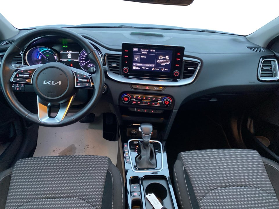Kia XCeed 1,6 PHEV Prestige DCT 5d