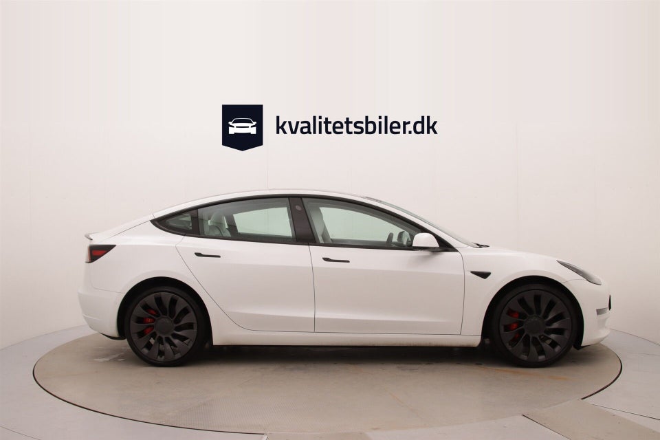 Tesla Model 3 Performance AWD 4d