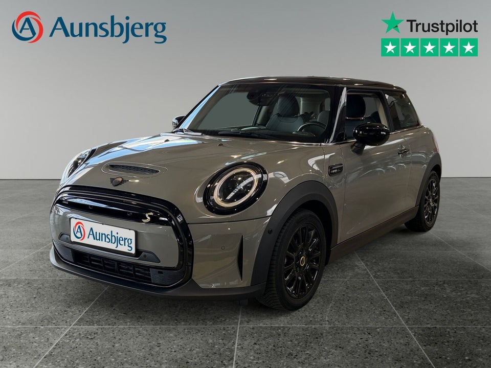MINI Cooper SE Camden Edition 3d