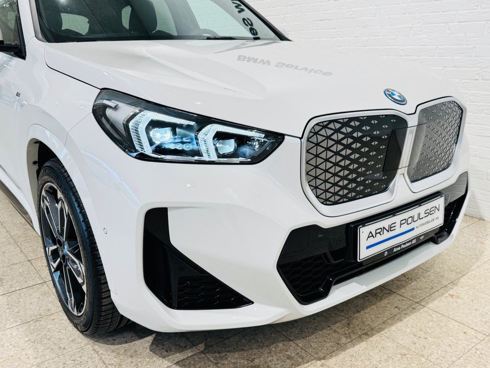 BMW iX1 eDrive20 M-Sport 5d