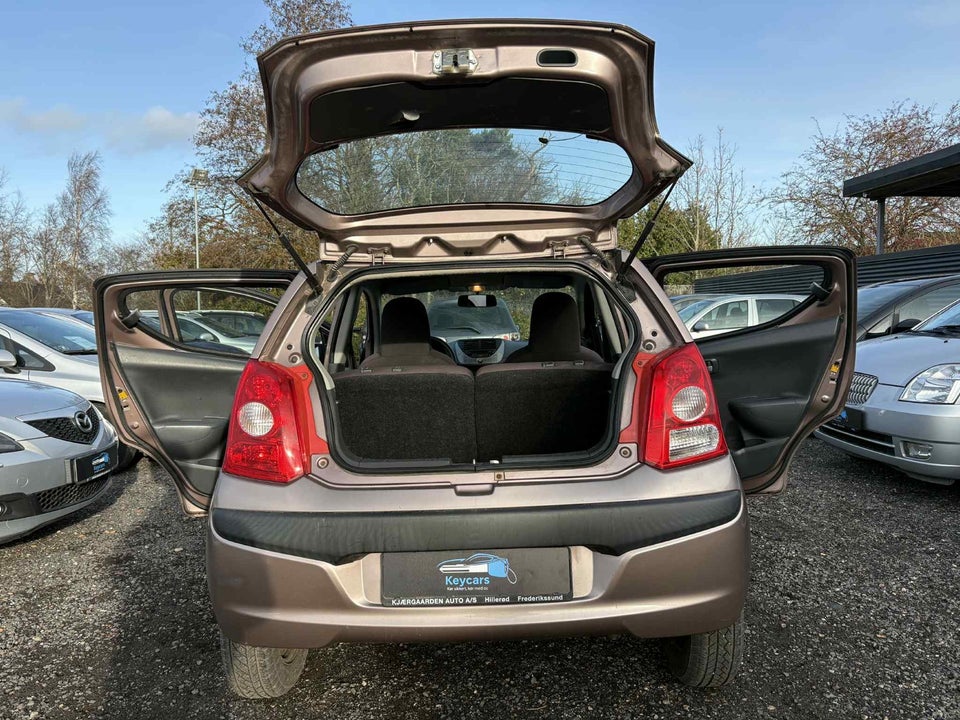 Nissan Pixo 1,0 Acenta 5d