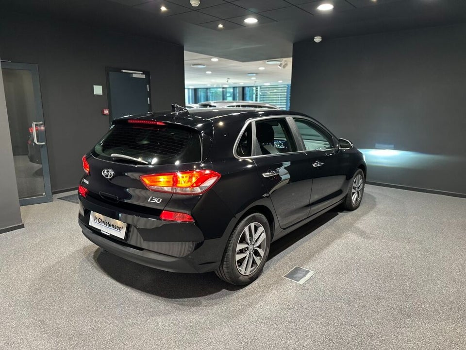 Hyundai i30 1,0 T-GDi Premium 5d