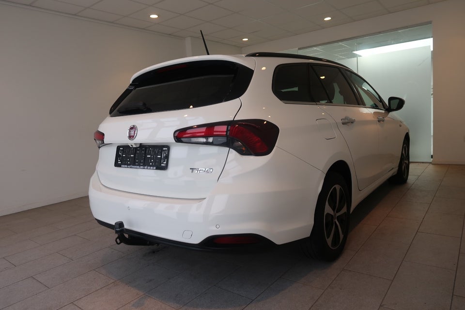 Fiat Tipo 1,6 MJT 120 Lounge SW DCT 5d