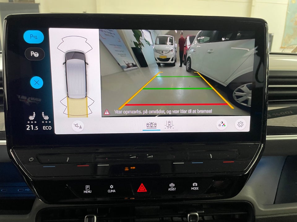 VW ID.Buzz 77 Pro SWB 5d