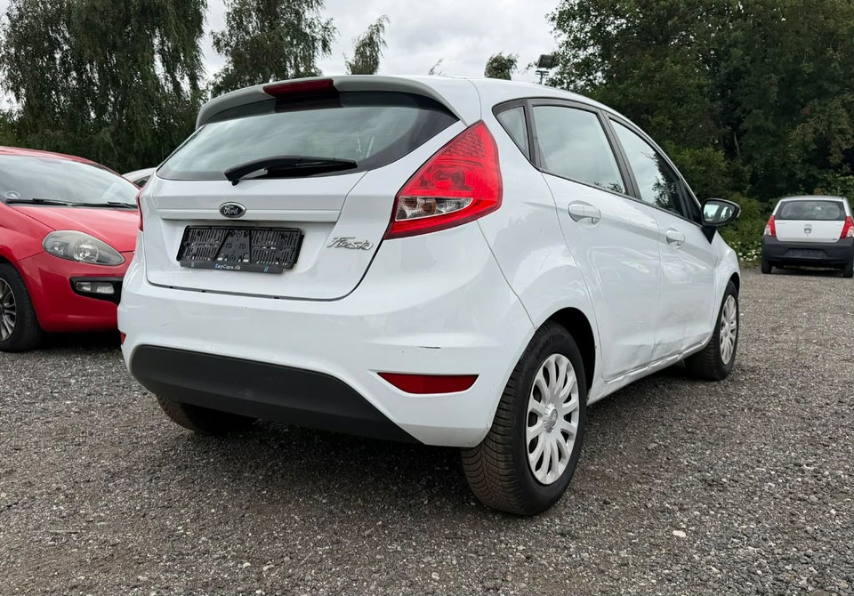 Ford Fiesta 1,25 60 Titanium 5d