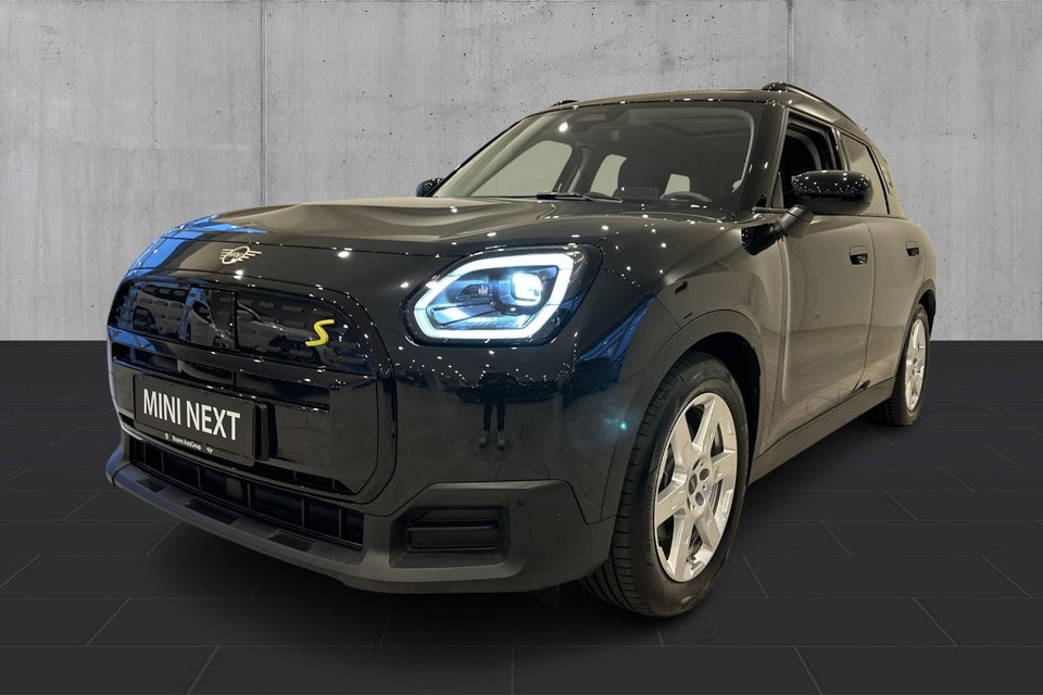 MINI Countryman SE Classic Trim M+ ALL4 5d