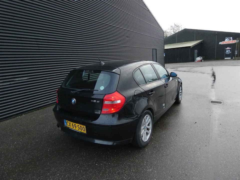 BMW 118d 2,0 Van 5d