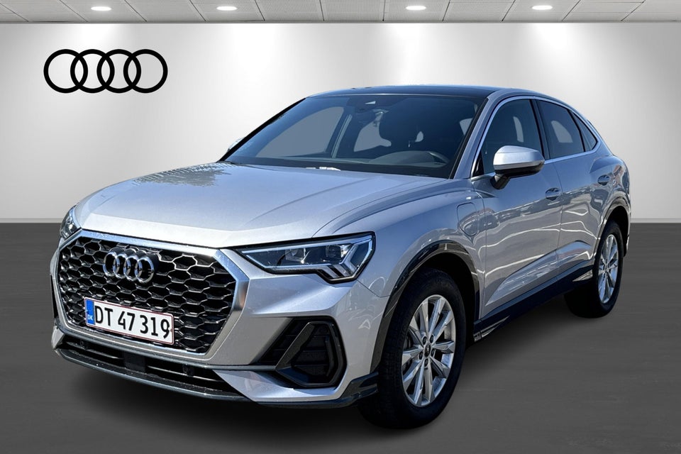 Audi Q3 45 TFSi e Attitude+ Sportback S-tr. 5d