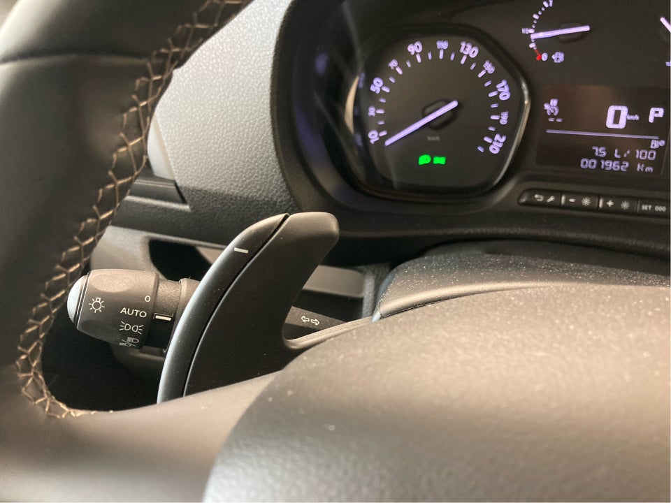 Toyota ProAce 2,0 D 144 Long Comfort Master aut. 4d