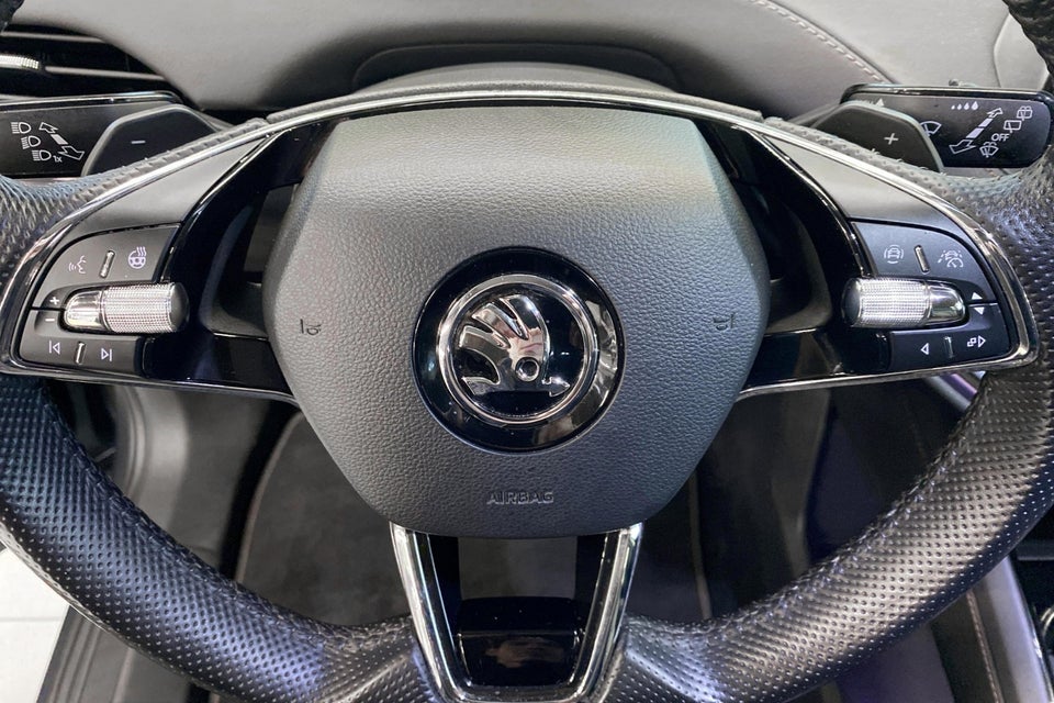 Skoda Enyaq 80 iV Suite 5d