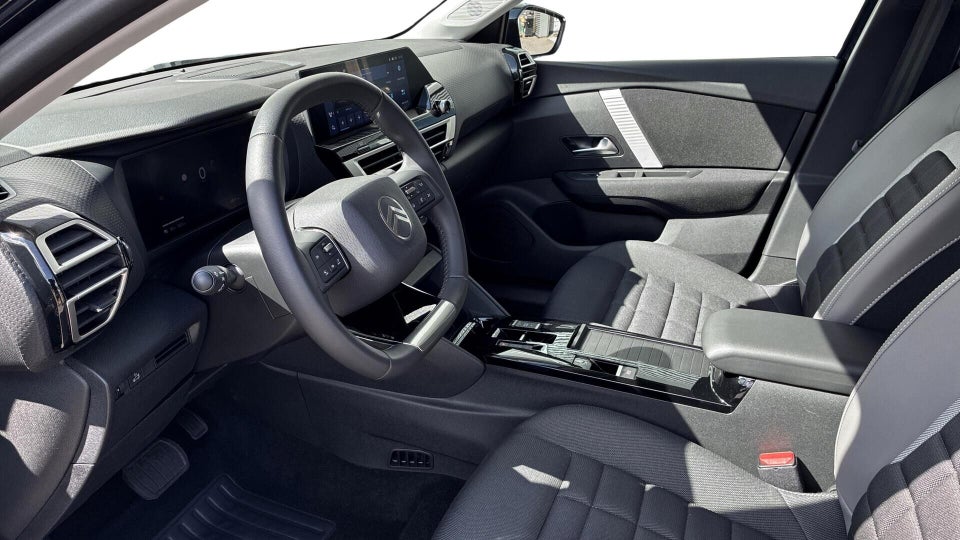 Citroën ë-C4 X 54 Plus 4d