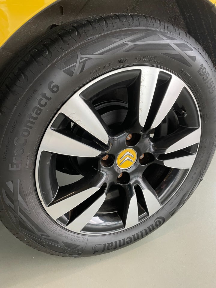 Citroën DS3 1,2 VTi 82 Style Cabrio 2d