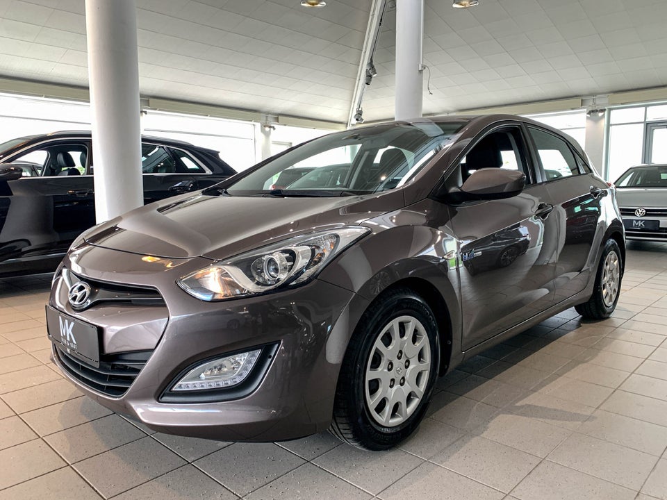 Hyundai i30 1,4 CVVT Comfort XTR 5d