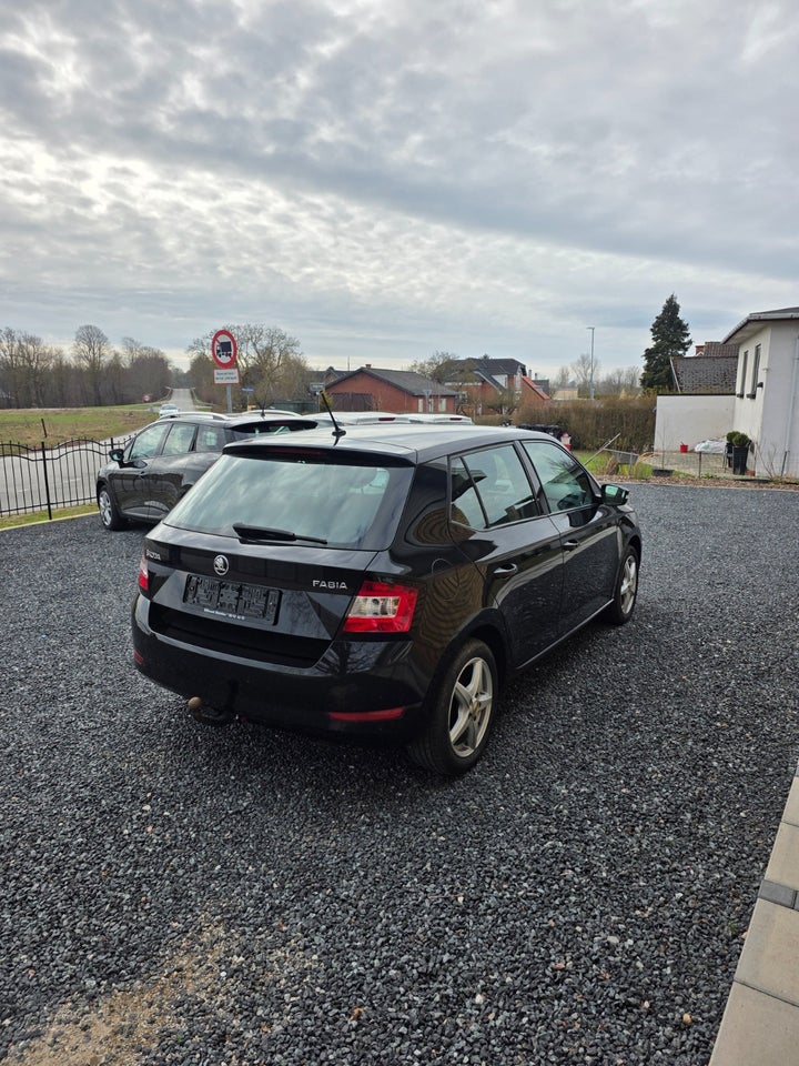 Skoda Fabia 1,0 MPi 75 Ambition 5d