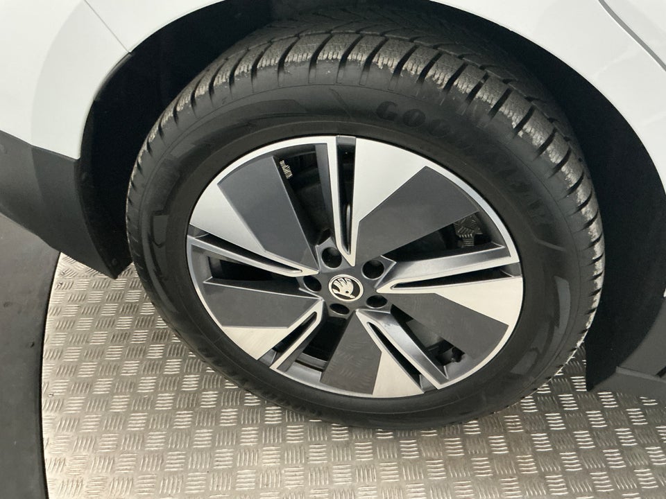 Skoda Enyaq 80 iV Loft 5d