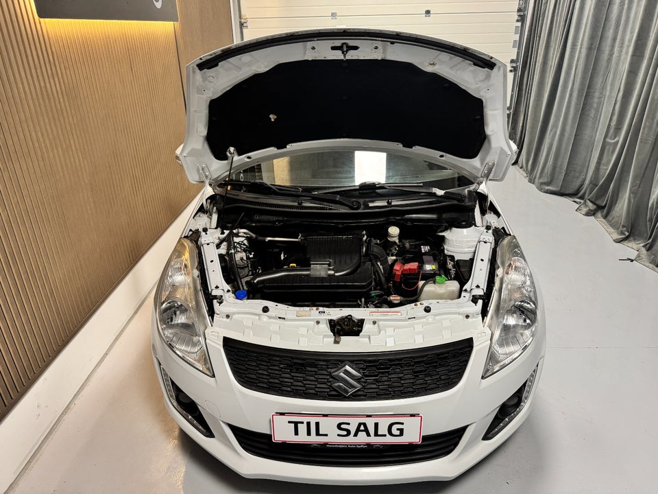 Suzuki Swift 1,2 Dualjet Exclusive 5d