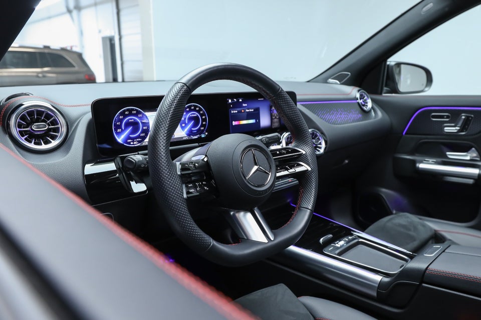 Mercedes EQA350 AMG Advance Plus 4Matic 5d