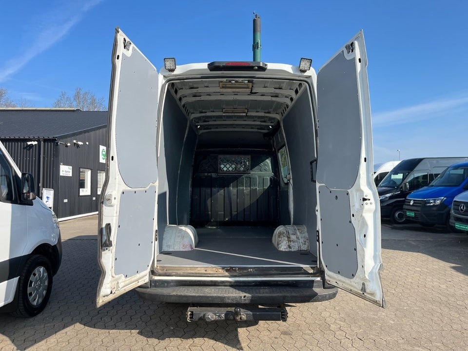 Iveco Daily 3,0 35C18 12m³ Van AG8