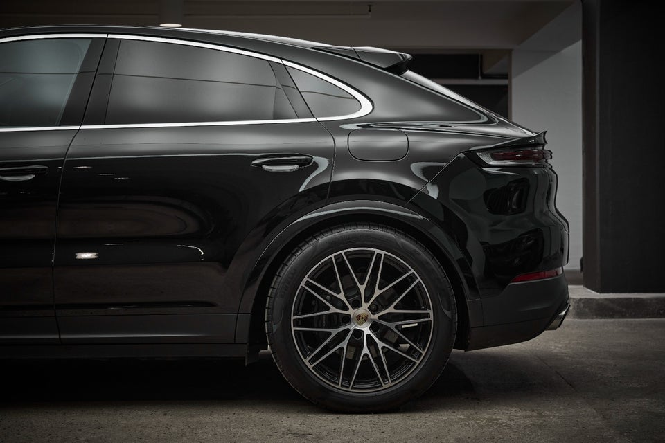 Porsche Cayenne 3,0 E-Hybrid Coupé Tiptr. 5d