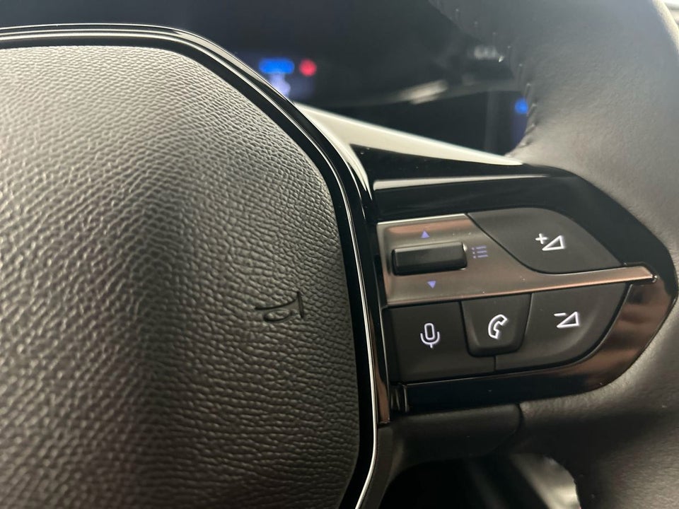 Peugeot e-308 54 Style SW 5d