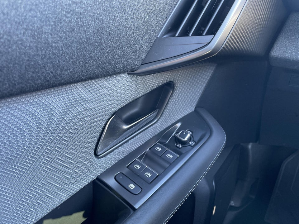 Opel Grandland-e 73 GS Sky 5d
