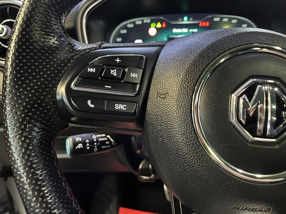 MG EHS 1,5 PHEV Luxury 5d