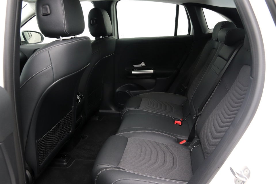 Mercedes EQA250 Progressive 5d