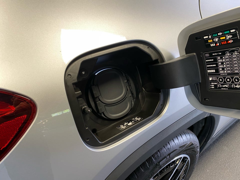 Mercedes EQA250 Progressive 5d