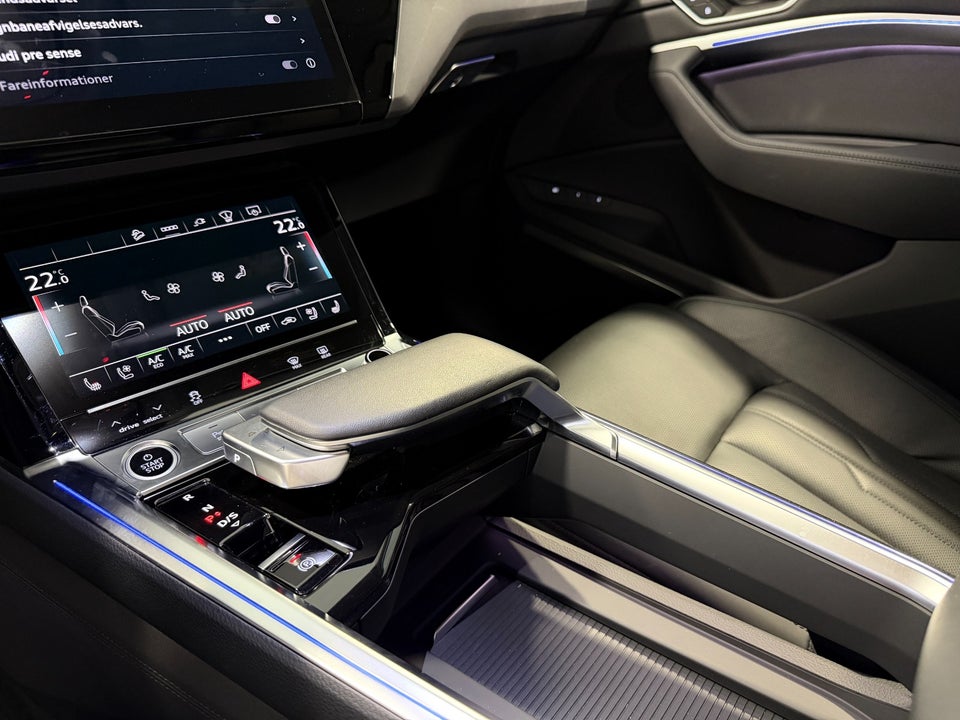 Audi e-tron 55 S-line quattro 5d