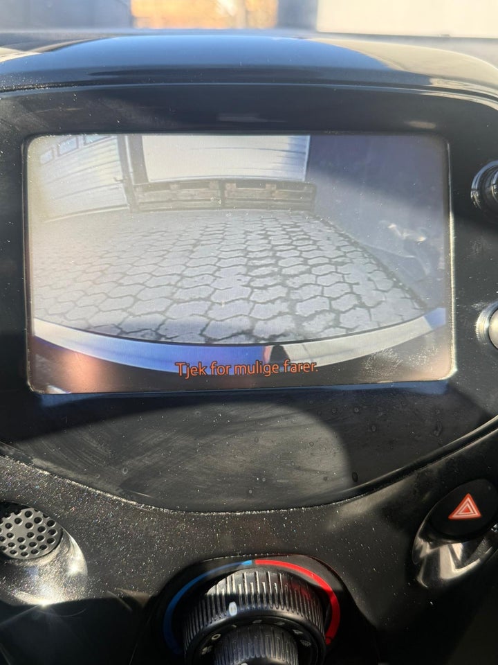 Toyota Aygo 1,0 VVT-i x-wave Sky 5d