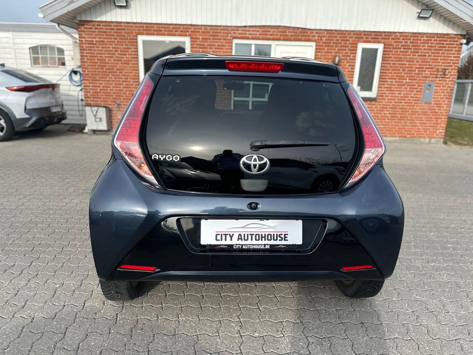 Toyota Aygo 1,0 VVT-i x-cellence 5d