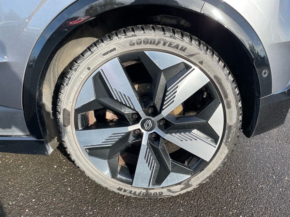 Renault Megane E-Tech 60 Techno 5d