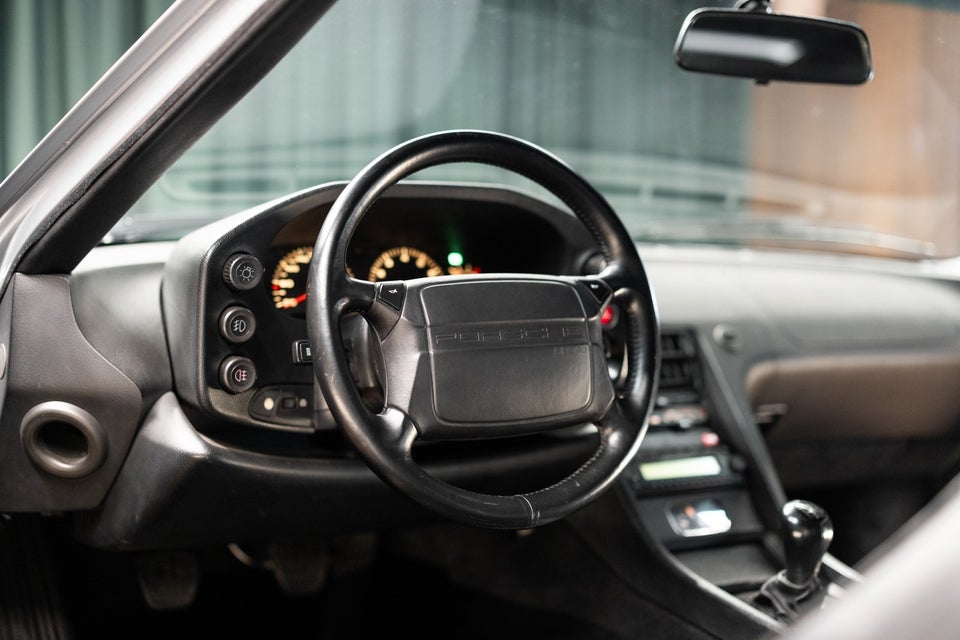 Porsche 928 5,4 GTS 3d