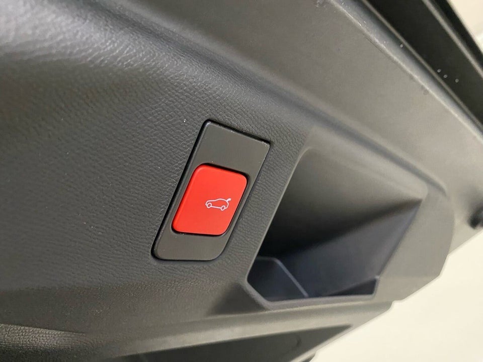 Peugeot e-5008 77 GT Pack 7prs 5d