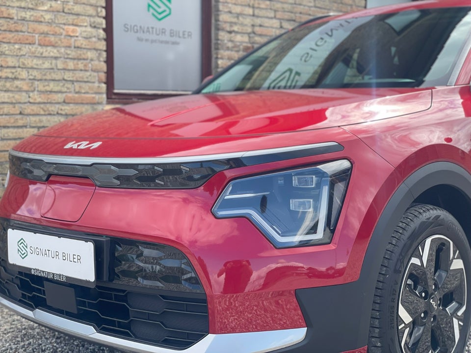 Kia Niro 64 EV Prestige 5d