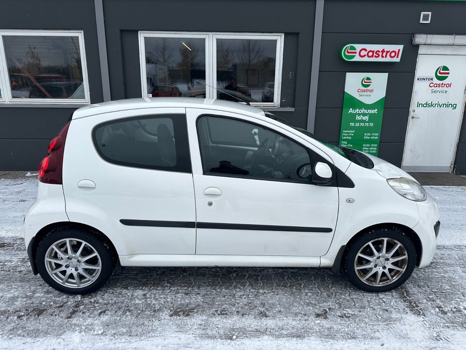 Peugeot 107 1,0 Active 5d